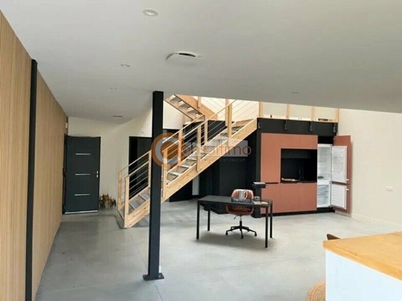 Local d’activités dans Beychac-et-Caillau à louer - Photo intérieure – Image 3 sur 8