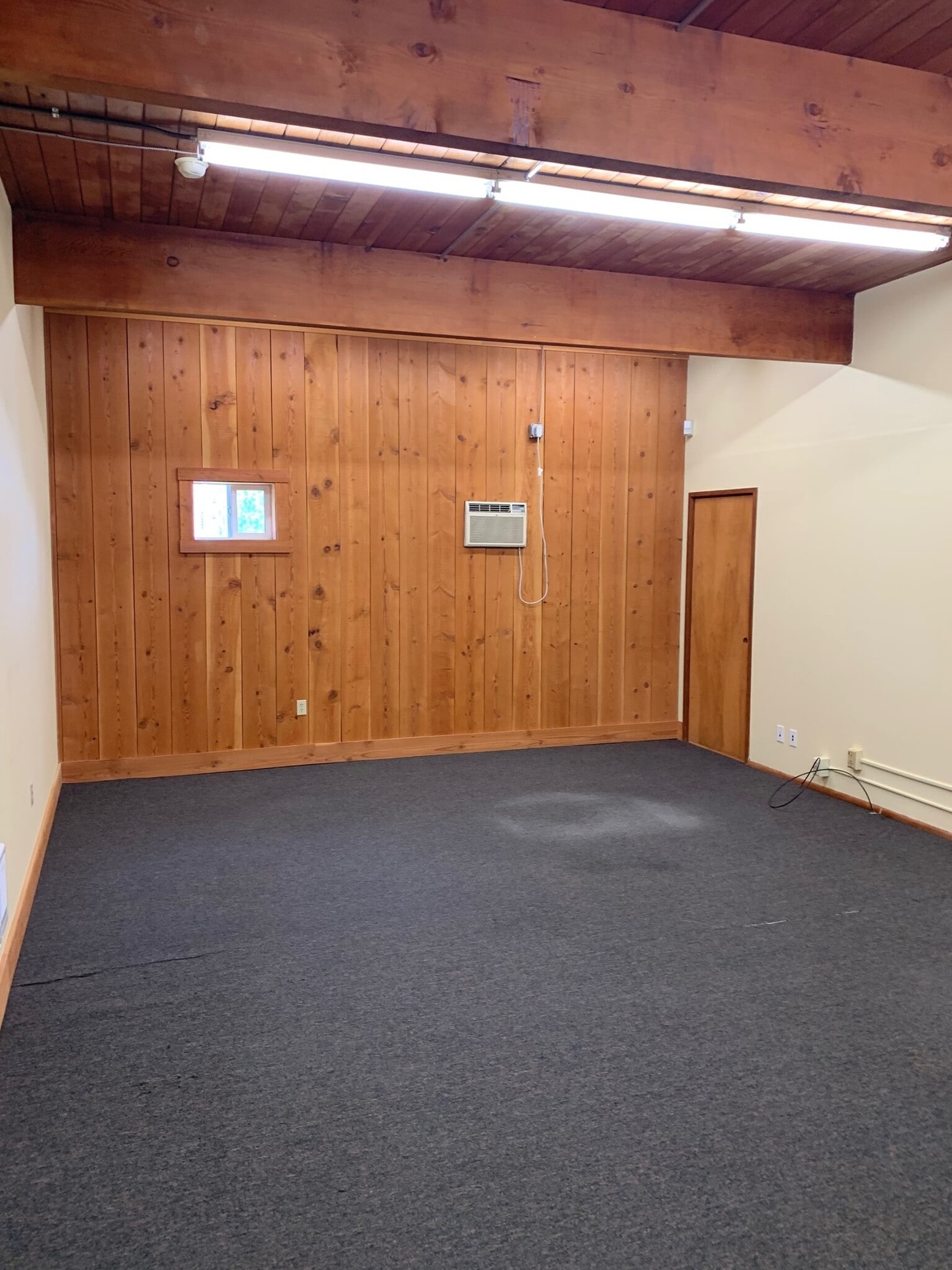 35817 Highway 58, Pleasant Hill, OR à louer Photo intérieure– Image 1 sur 2