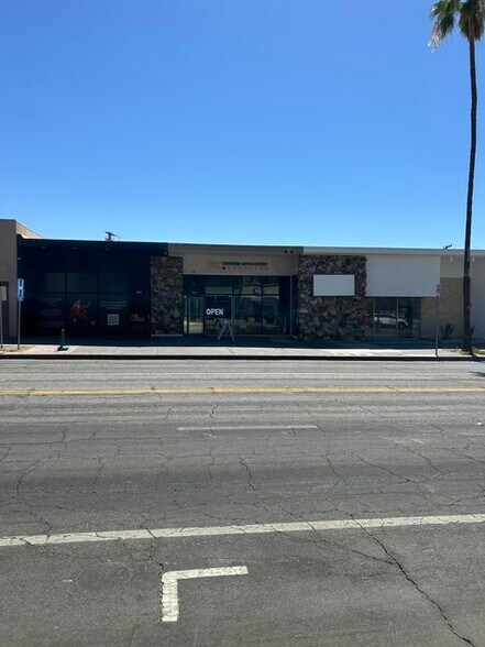 1050-1068 N Palm Canyon Dr, Palm Springs, CA à louer - Photo de l’immeuble – Image 2 sur 14