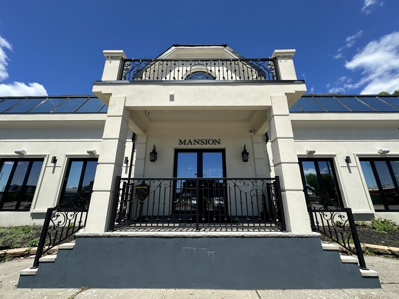 141 Mansion Ave, Staten Island, NY à vendre - Photo de l’immeuble – Image 3 sur 90