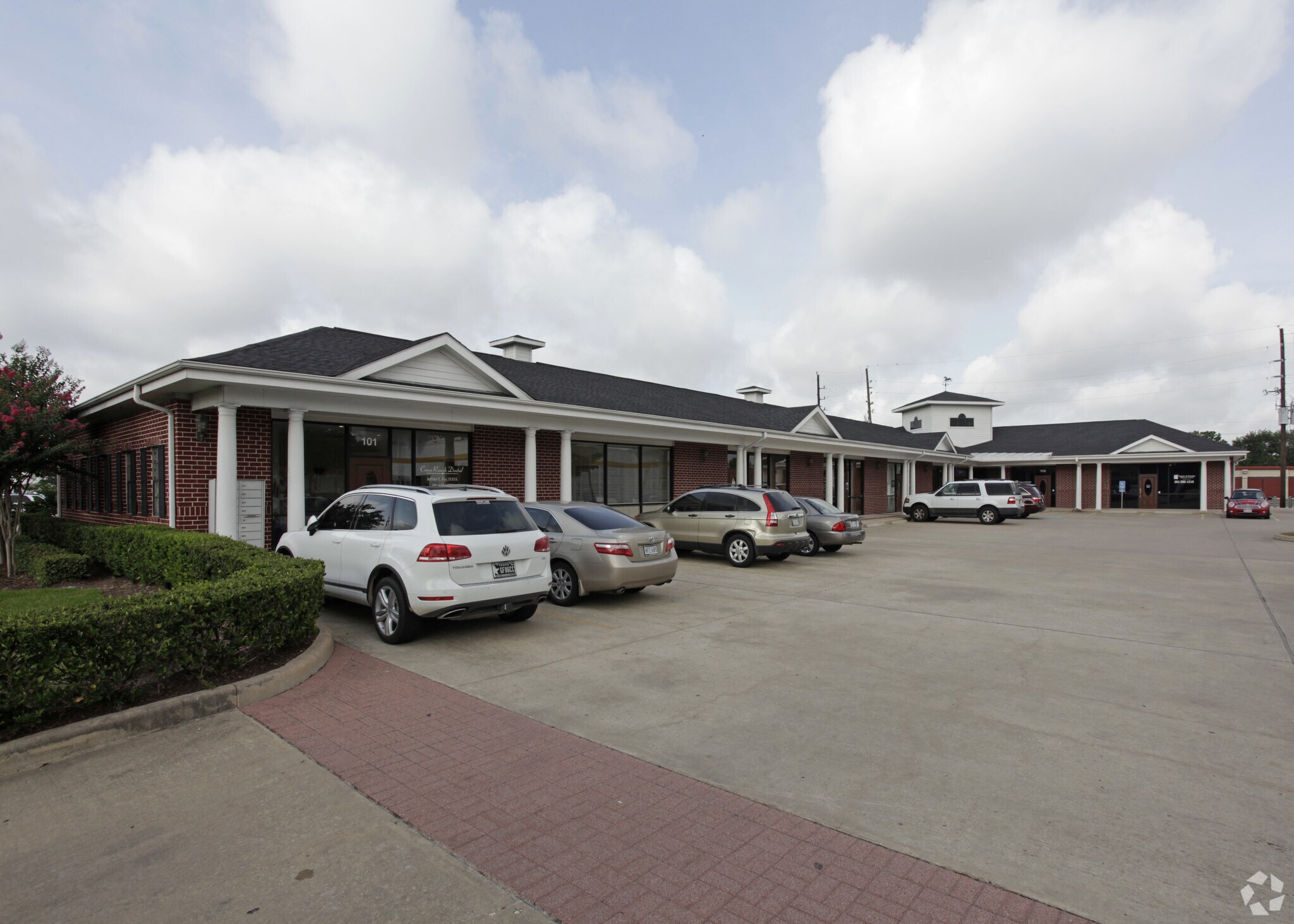 1150 S Mason Rd, Katy, TX à louer Photo de l’immeuble– Image 1 sur 2