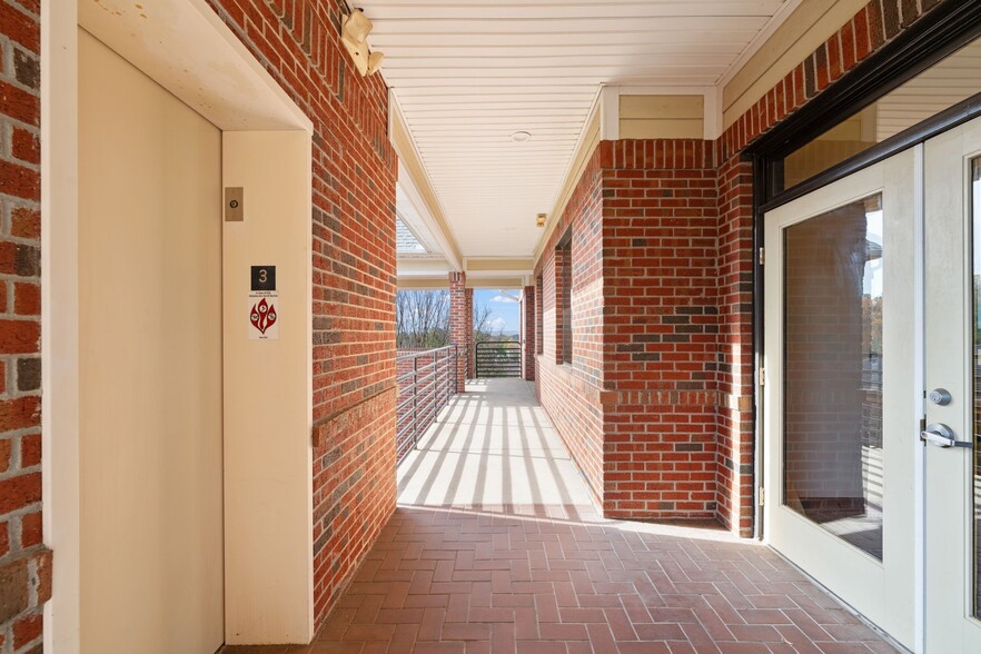 3604 Shannon Rd, Durham, NC à vendre - Photo de l’immeuble – Image 3 sur 6