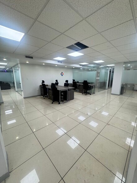 3636 Prince St, Flushing, NY à louer - Photo intérieure – Image 2 sur 20