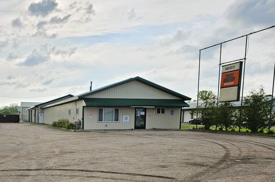 18550 US Highway 59, Detroit Lakes, MN à louer - Photo de l’immeuble – Image 2 sur 3