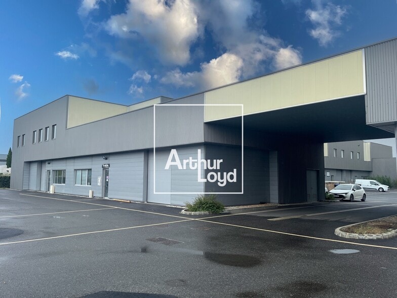 200 Rue De La Montagne Noire, Escalquens à louer - Photo de l’immeuble – Image 2 sur 14