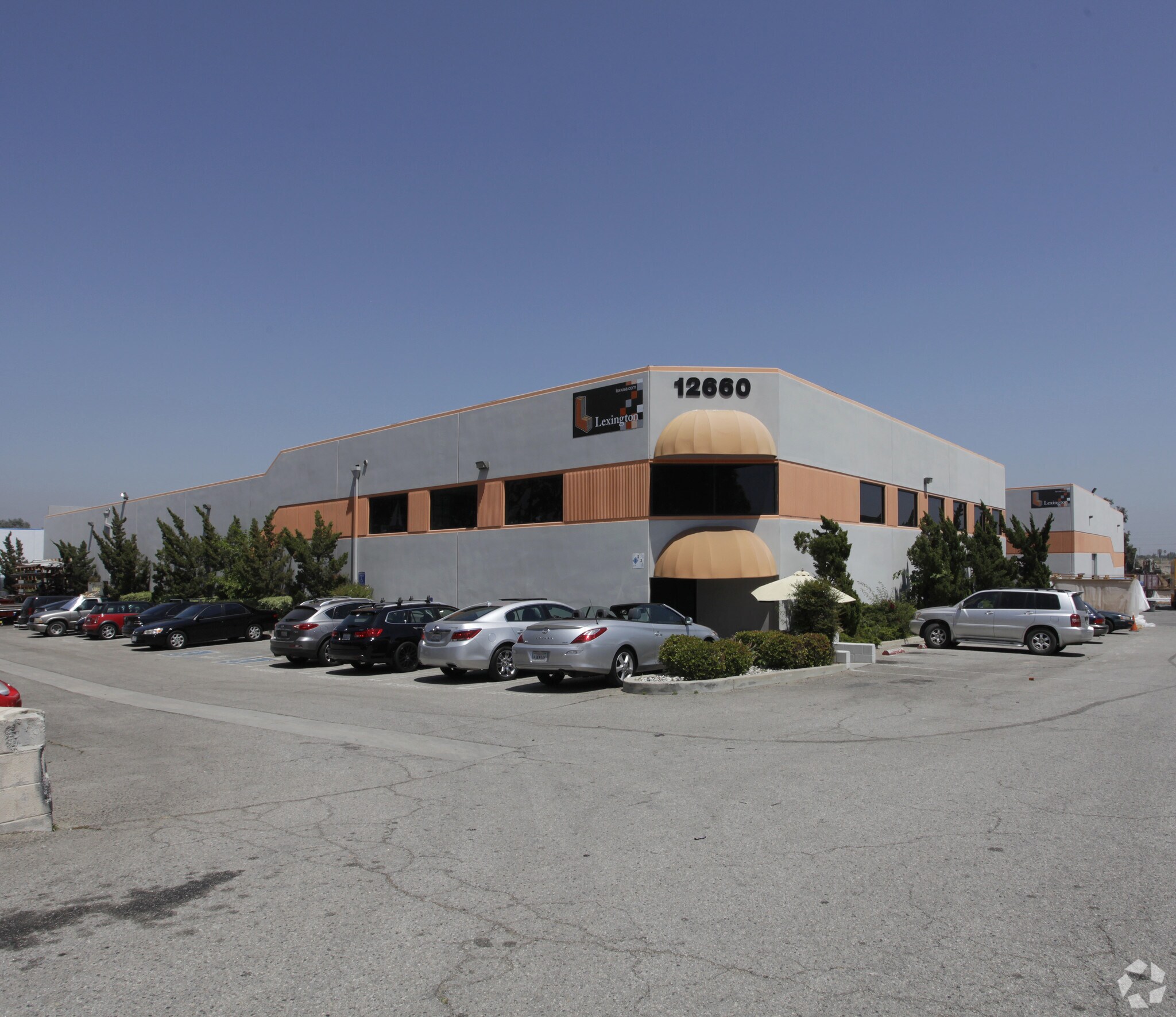12660 Branford St, Pacoima, CA à louer Photo principale– Image 1 sur 4