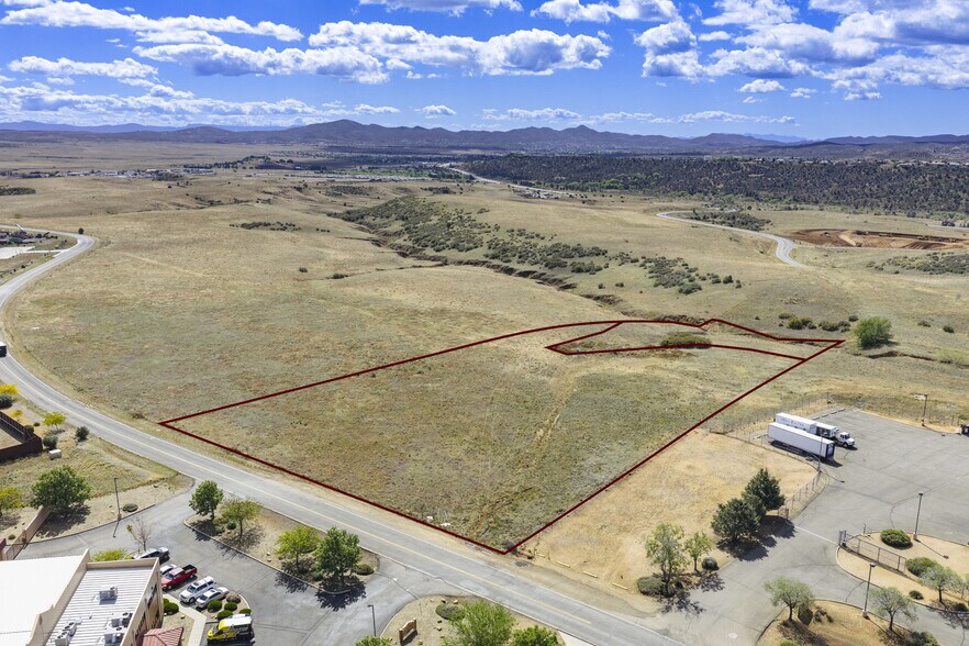 10249 Valley Rd, Prescott Valley, AZ à vendre - Photo principale – Image 1 sur 30