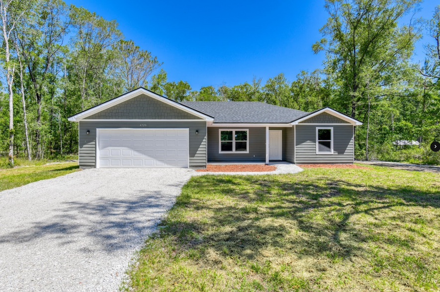 10110 Oliver Ave, Hastings, FL à vendre - Photo principale – Image 1 sur 1