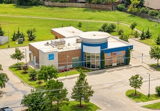 Plus de détails pour 2350 W Danforth Rd, Edmond, OK - Local commercial à vendre