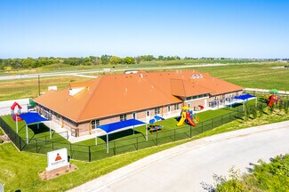 Plus de détails pour 1155 SE Kettlestone Blvd, Waukee, IA - Local commercial à vendre