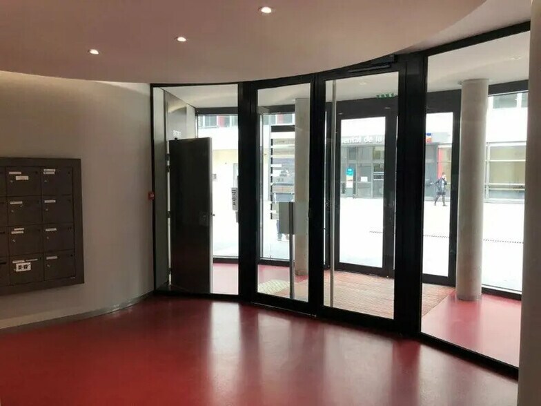 1 Boulevard De Champagne Tour Elithis, Dijon à louer - Hall d’entrée – Image 3 sur 7