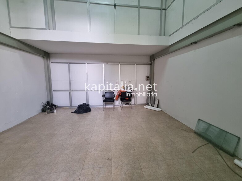 Industriel/Logistique dans Ontinyent, Valencia à vendre - Photo de l’immeuble – Image 2 sur 7