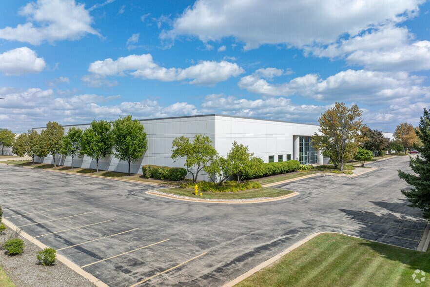 3540-3630 Amhurst Pky, Waukegan, IL à louer - Photo de l’immeuble – Image 2 sur 23