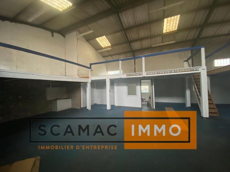 Industriel/Logistique dans Lambesc à louer - Photo intérieure – Image 3 sur 7