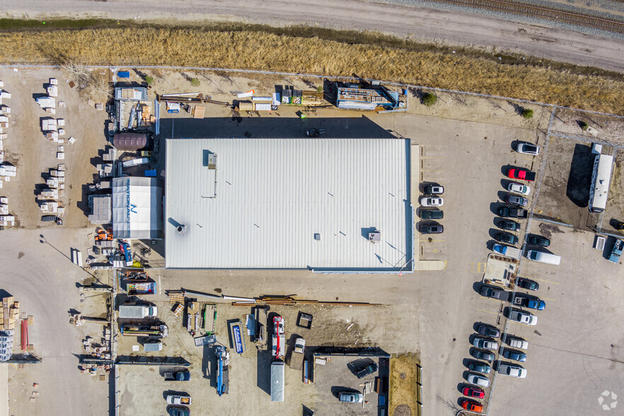 4940 102nd Ave SE, Calgary, AB à louer - Aérien – Image 3 sur 3