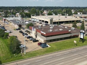 957 Fir St, Sherwood Park, AB à louer Photo intérieure– Image 2 sur 5