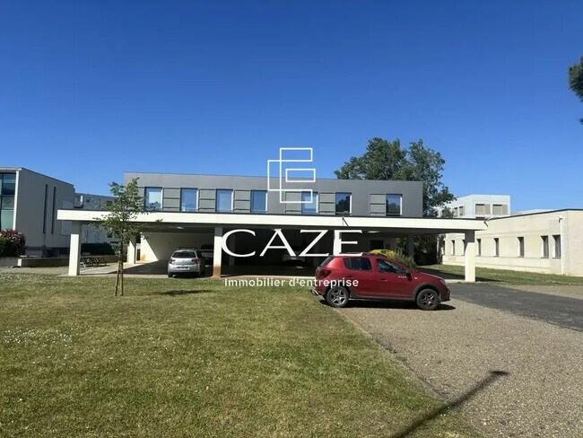 Plus de détails pour Bureau à louer