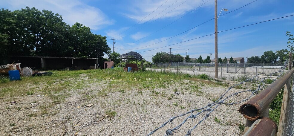 800 Forest Avenue, Kansas City, MO à vendre - Photo de l’immeuble – Image 3 sur 12