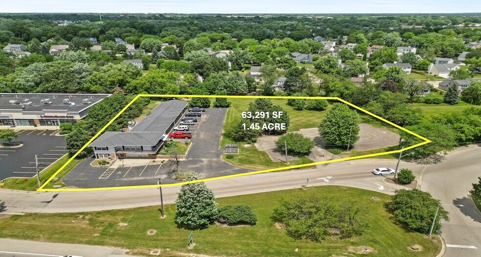 898 S Rand Rd, Lake Zurich, IL à vendre - Photo de l’immeuble – Image 3 sur 11