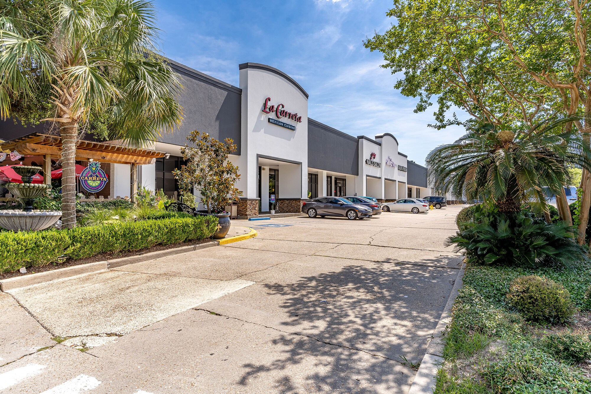 1200 W Causeway Approach, Mandeville, LA à louer Photo de l’immeuble– Image 1 sur 8