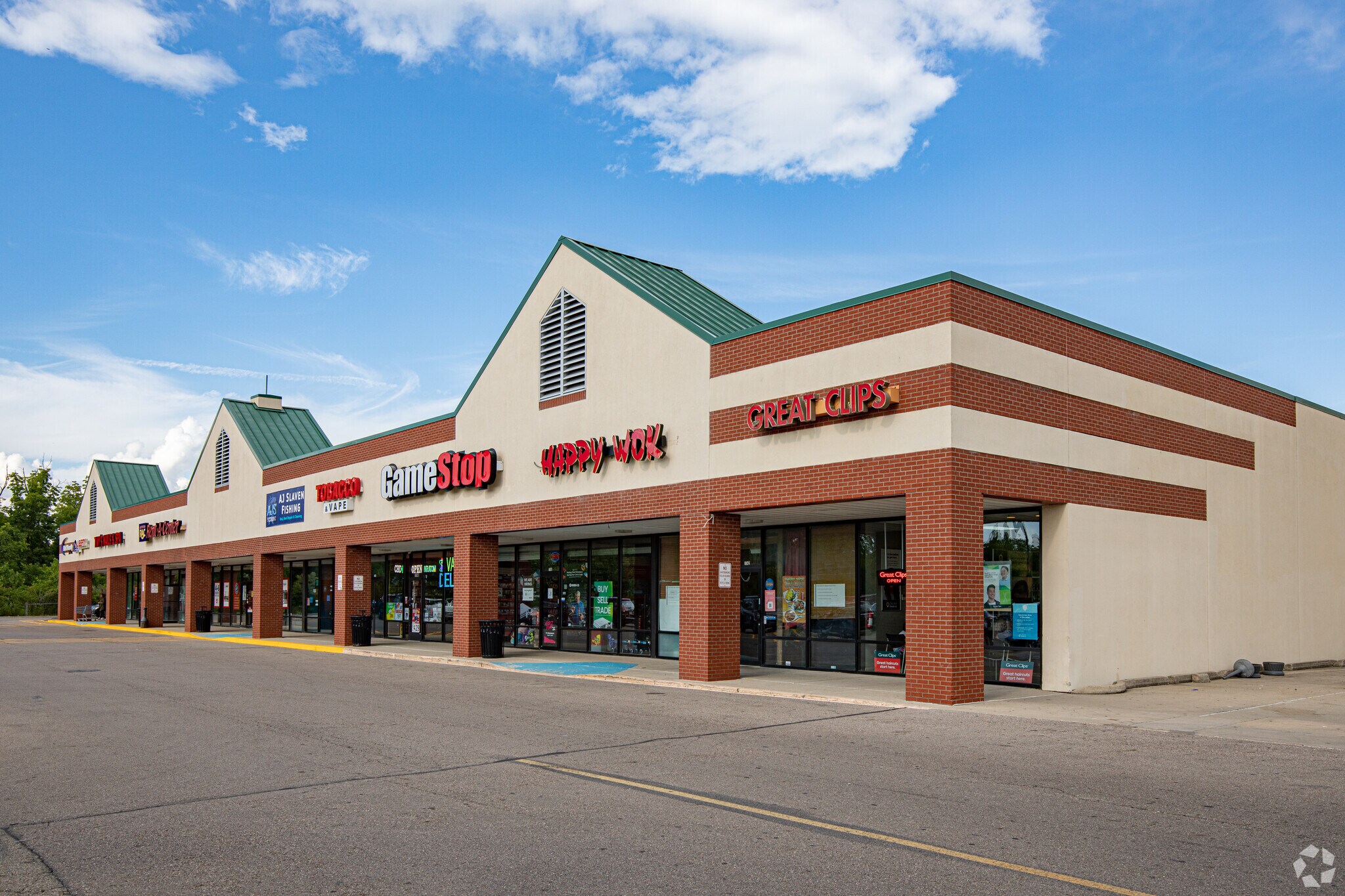 7740-7760 Brandt Pike, Huber Heights, OH à louer Photo principale– Image 1 sur 4