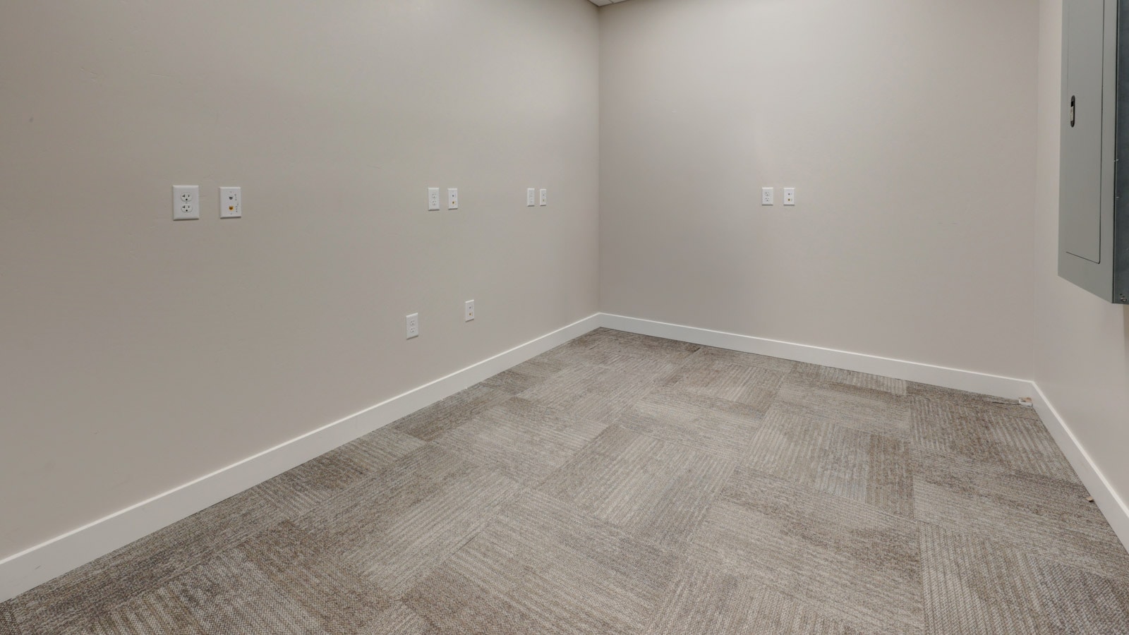 1306 W Herndon Ave, Fresno, CA à louer Photo intérieure– Image 1 sur 8