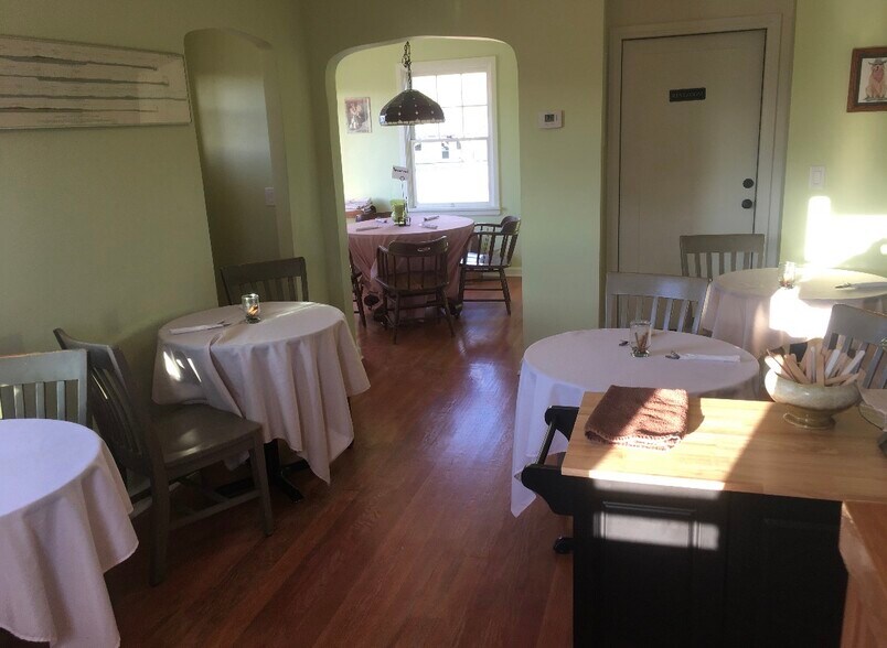 280 E Main St, Escalante, UT à vendre - Photo de l’immeuble – Image 3 sur 13