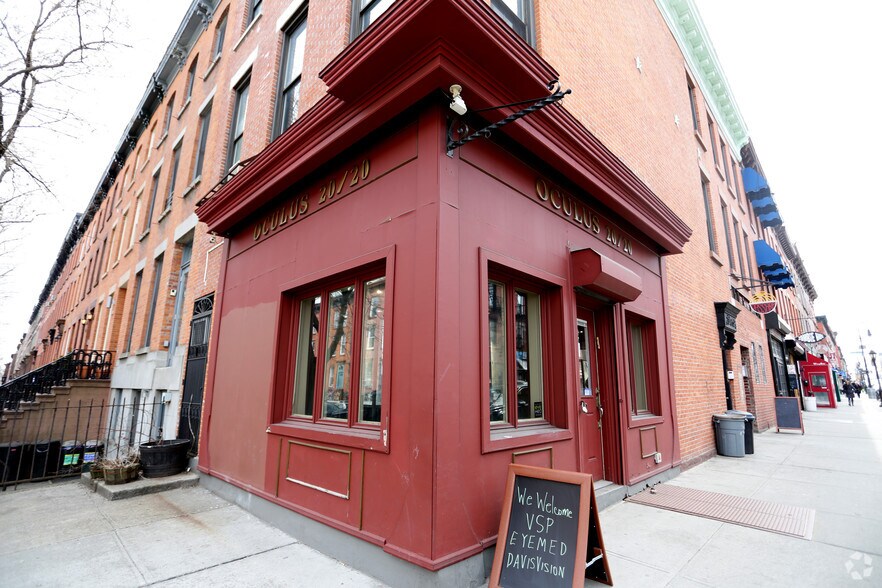 267 Smith St, Brooklyn, NY à louer - Photo de l’immeuble – Image 3 sur 4