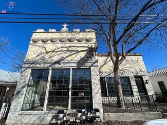 Plus de détails pour 626 High St, Comfort, TX - Local commercial à vendre