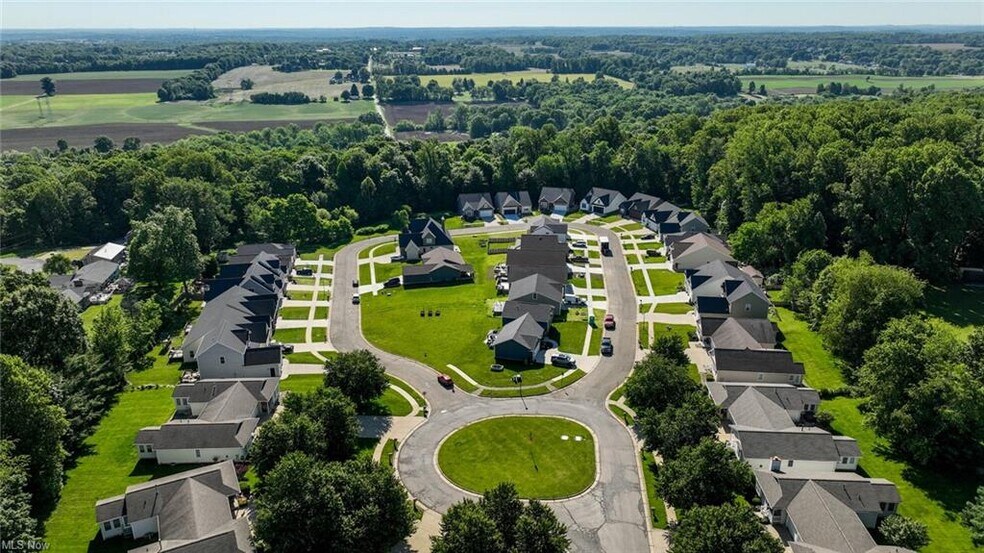 1255 Thorn W, Doylestown, OH à vendre - Photo de l’immeuble – Image 3 sur 7