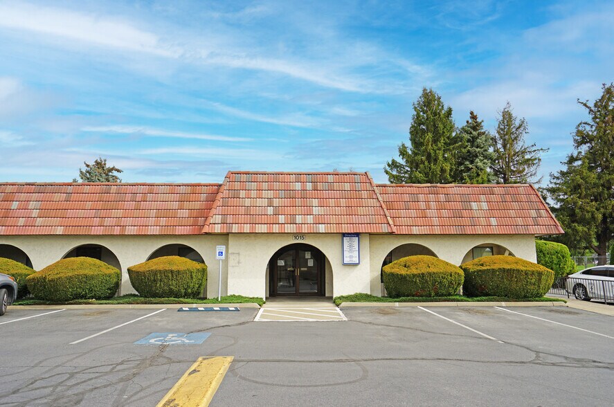 1015 S 40th Ave, Yakima, WA à vendre - Photo de l’immeuble – Image 3 sur 17