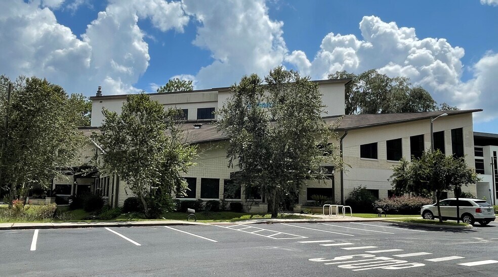 6901 SW 24th Ave, Gainesville, FL à louer - Photo principale – Image 1 sur 26