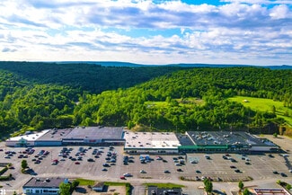 Plus de détails pour 1211 Blakeslee Boulevard Dr E, Lehighton, PA - Local commercial à louer