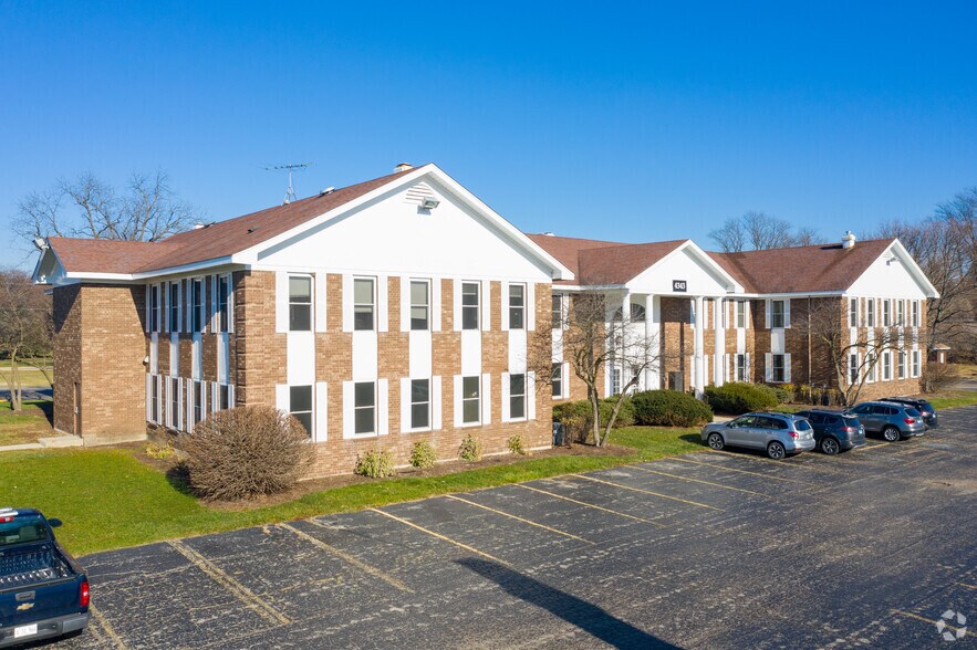 4343 Old Grand Ave, Gurnee, IL à vendre - Photo principale – Image 3 sur 19