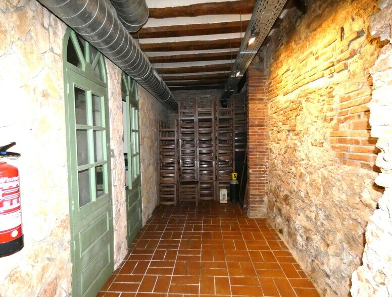 View Photo