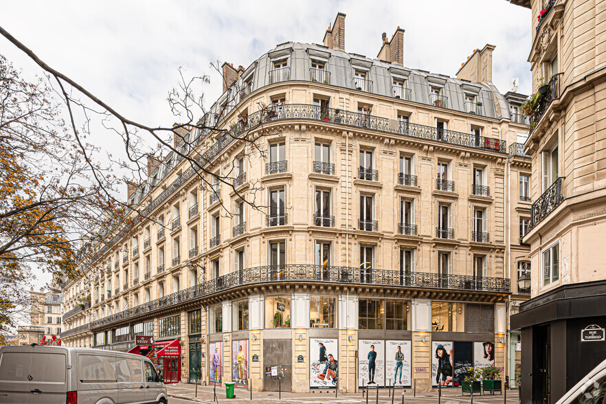 3 Rue De Turbigo, Paris à louer - Photo principale – Image 1 sur 7