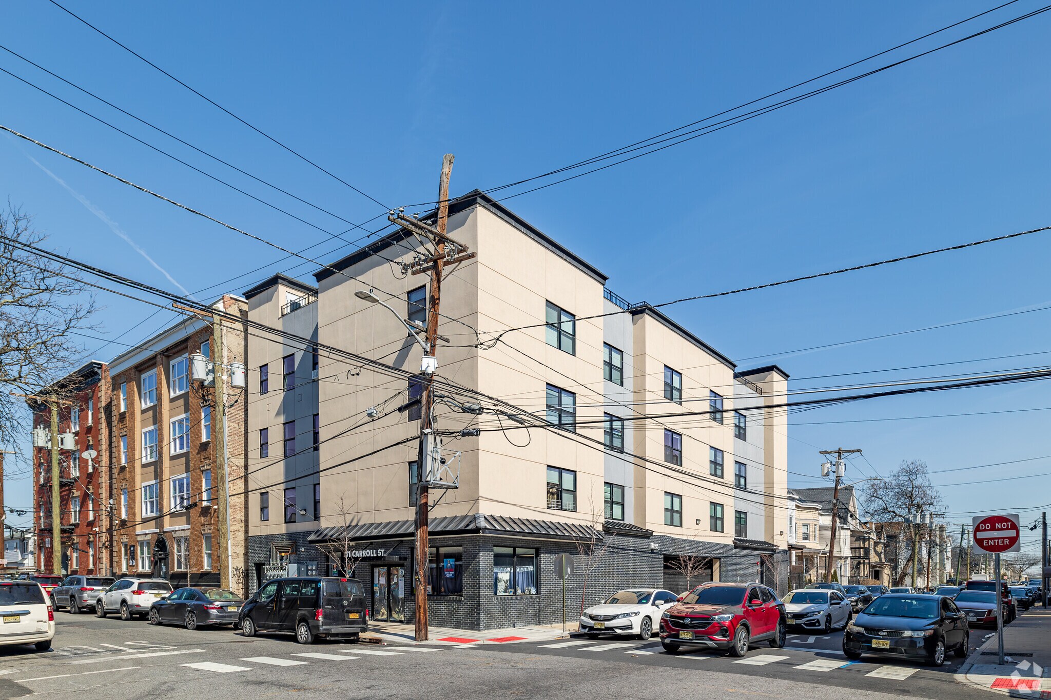 51-53 Carroll St, Paterson, NJ à vendre Photo principale– Image 1 sur 6
