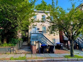 Plus de détails pour 190 Union St, Poughkeepsie, NY - Logement à vendre