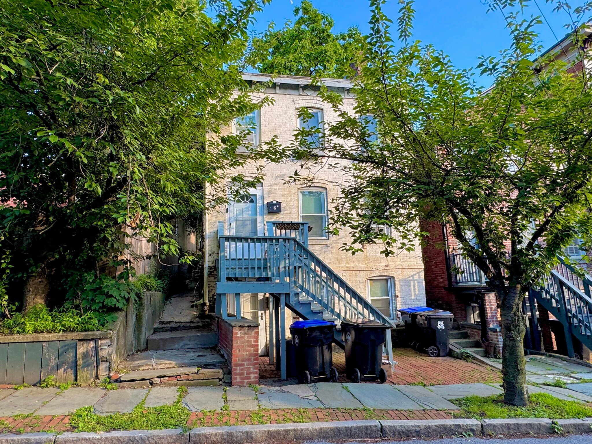 190 Union St, Poughkeepsie, NY à vendre Photo de l’immeuble– Image 1 sur 19