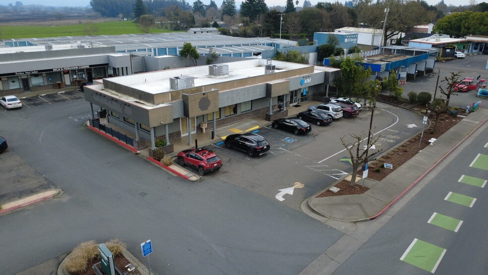 801 Gravenstein Ave, Sebastopol, CA à louer - Photo principale – Image 1 sur 7