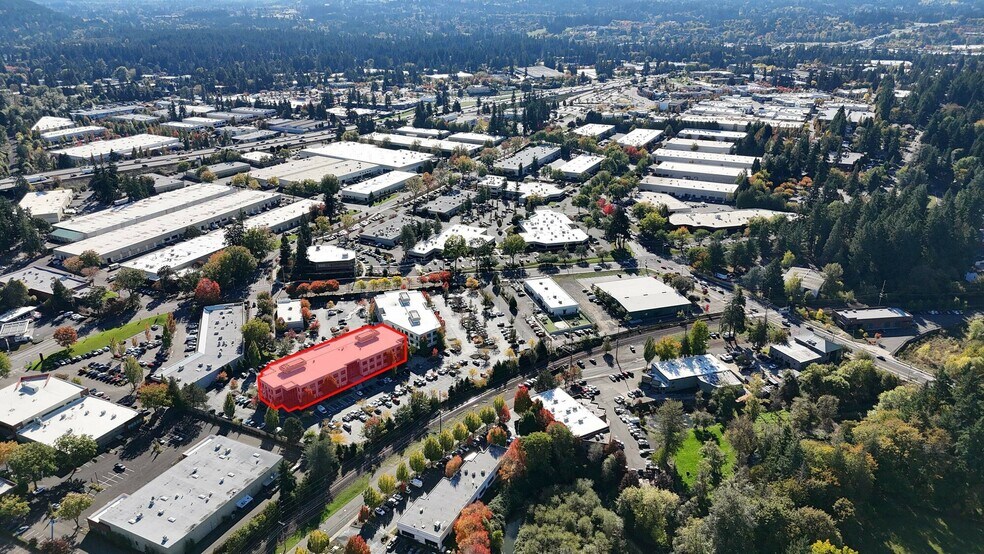 16037 SW Upper Boones Ferry Rd, Tigard, OR à louer - Photo de l’immeuble – Image 2 sur 4