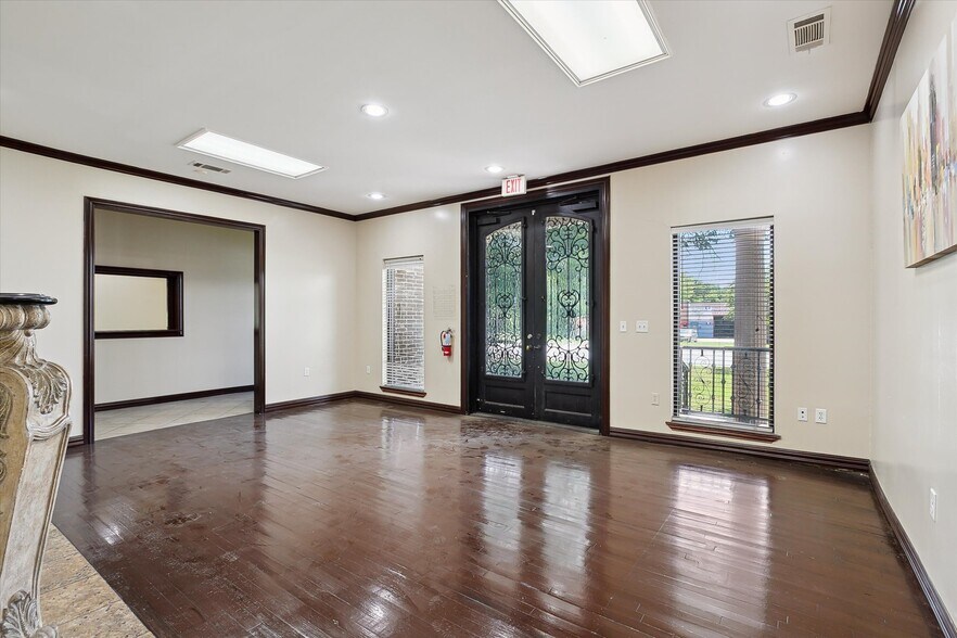 3403 N Beach St, Fort Worth, TX à louer - Photo de l’immeuble – Image 3 sur 52