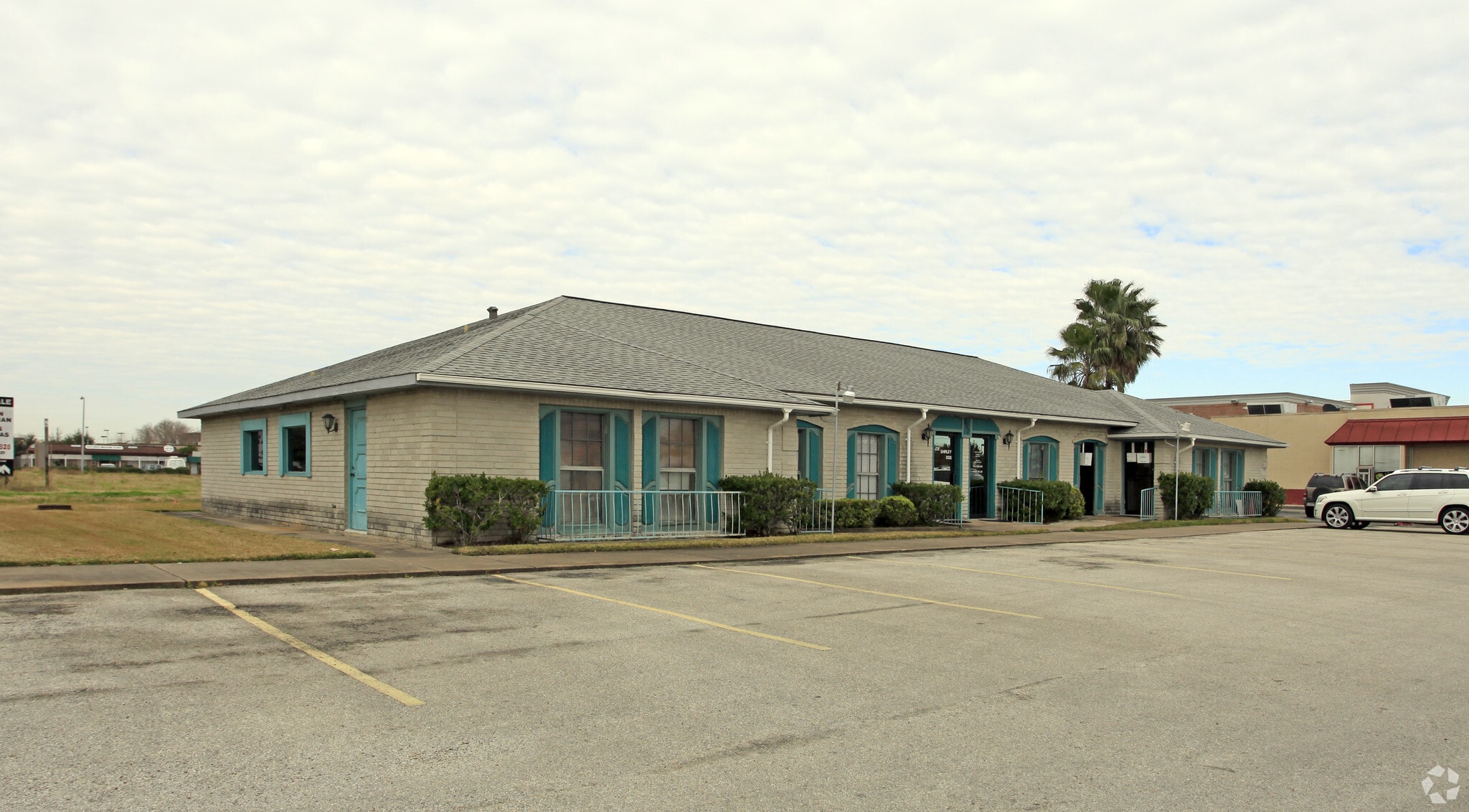 907 Bay Area Blvd, Houston, TX à vendre Photo principale– Image 1 sur 12