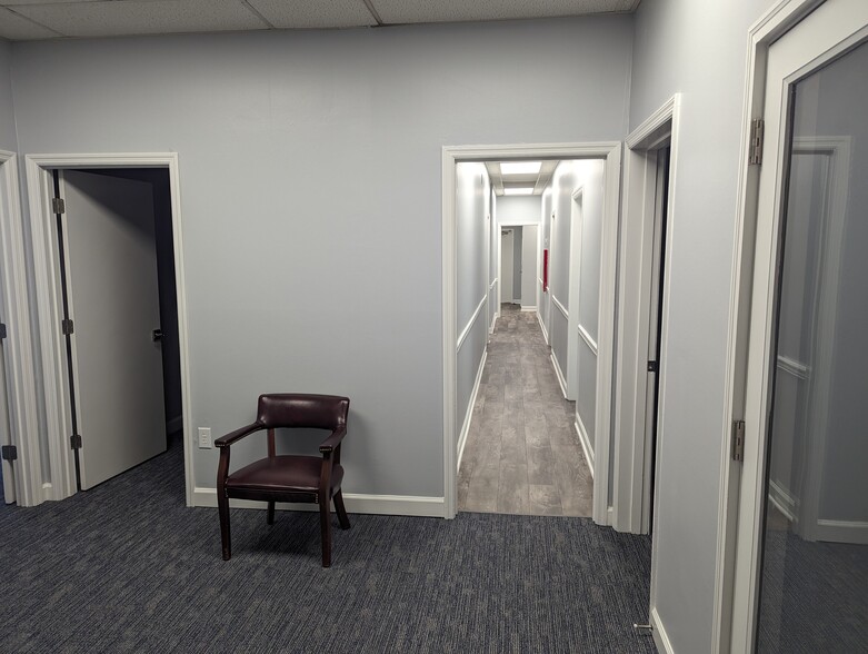 403 W Main St, Lexington, SC à louer - Photo de l’immeuble – Image 2 sur 4
