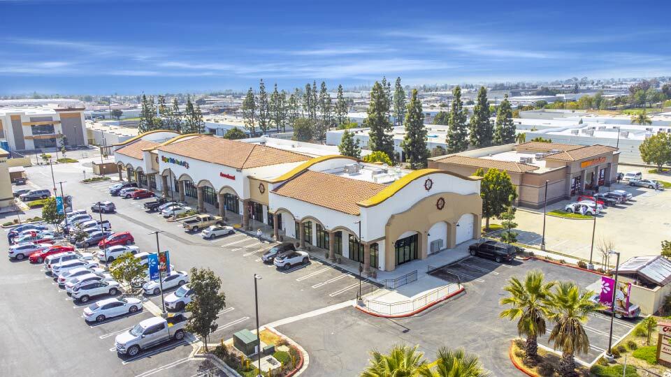 SWC Central Avenue & Holt Blvd, Montclair, CA à louer - Photo de l’immeuble – Image 1 sur 10
