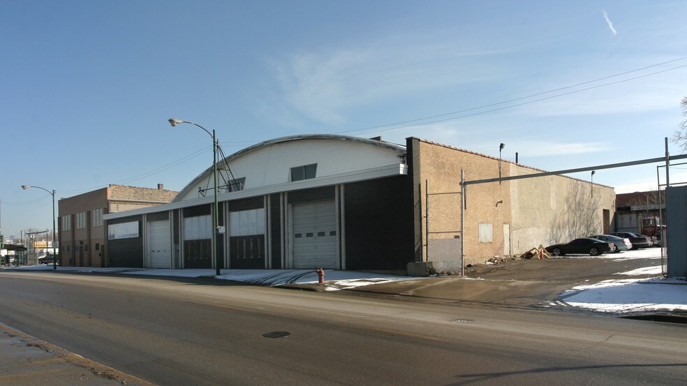 3903-3927 S Halsted St, Chicago, IL à louer - Photo de l’immeuble – Image 2 sur 13