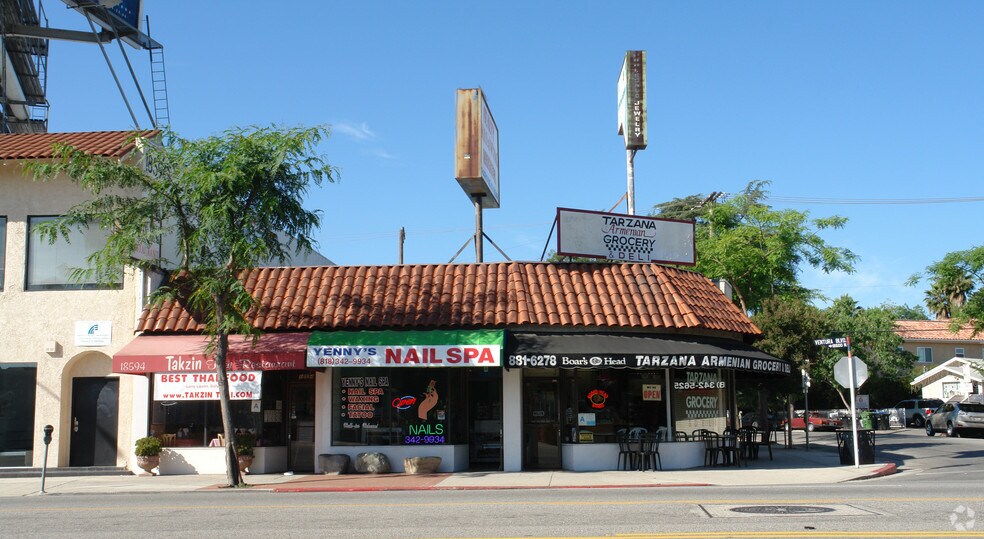 18596 Ventura Blvd, Tarzana, CA à louer - Photo de l’immeuble – Image 2 sur 9