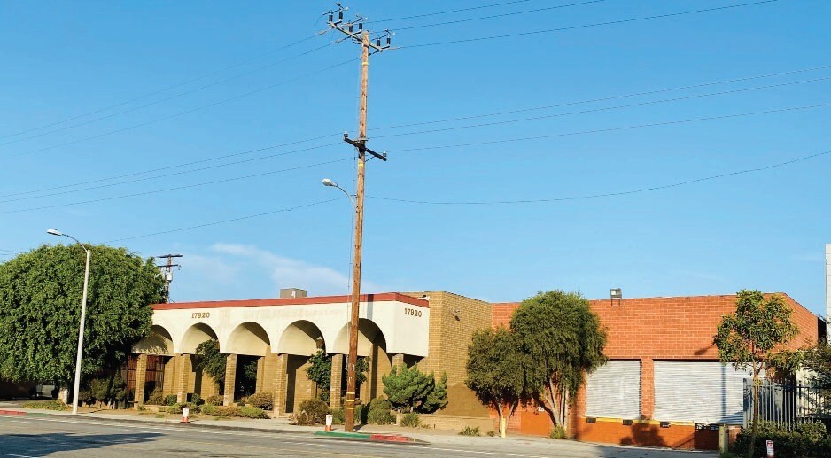 17920 S Figueroa St, Carson, CA à louer - Photo de l’immeuble – Image 3 sur 15