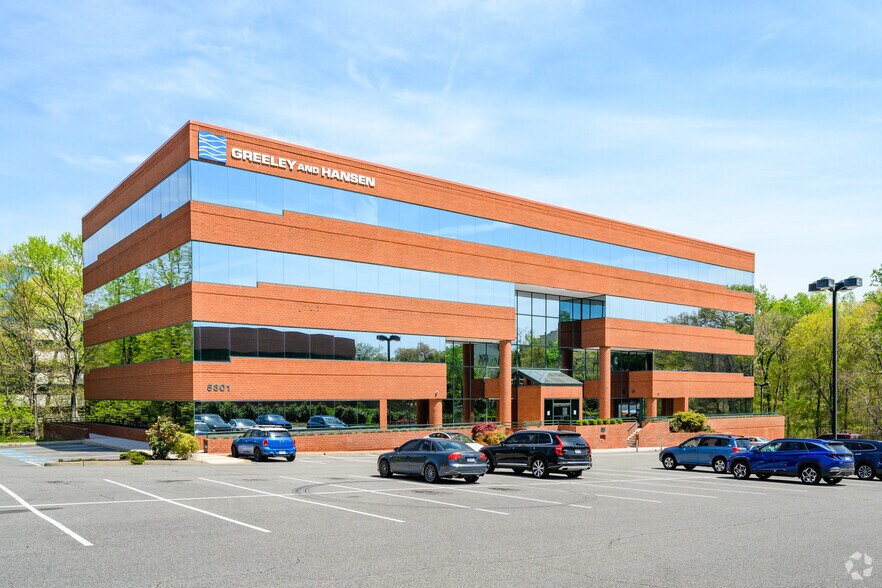 5301 Shawnee Rd, Alexandria, VA à louer - Photo de l’immeuble – Image 1 sur 18