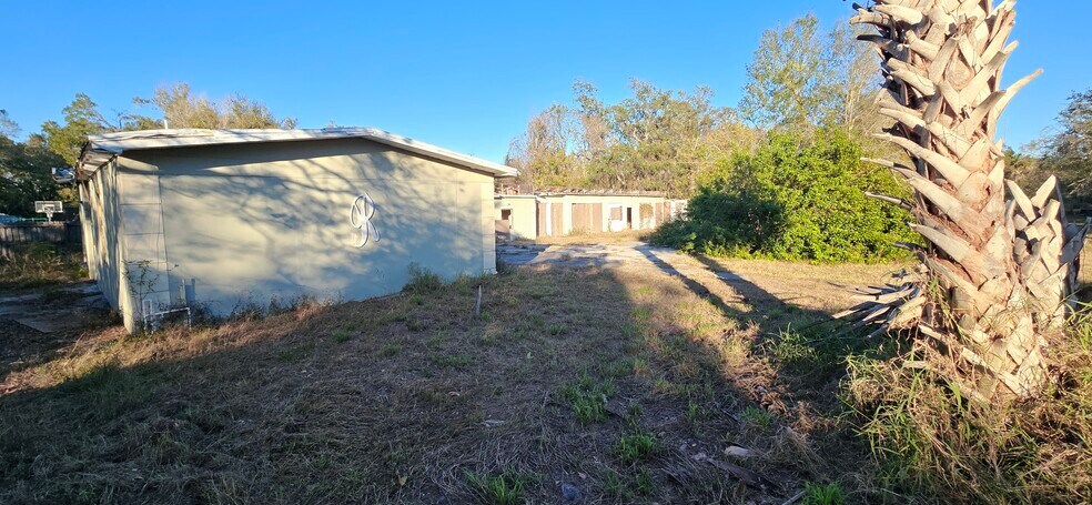 4501 Clewis Ave portefeuille de 2 biens à vendre sur LoopNet.fr - Photo de l’immeuble – Image 3 sur 28